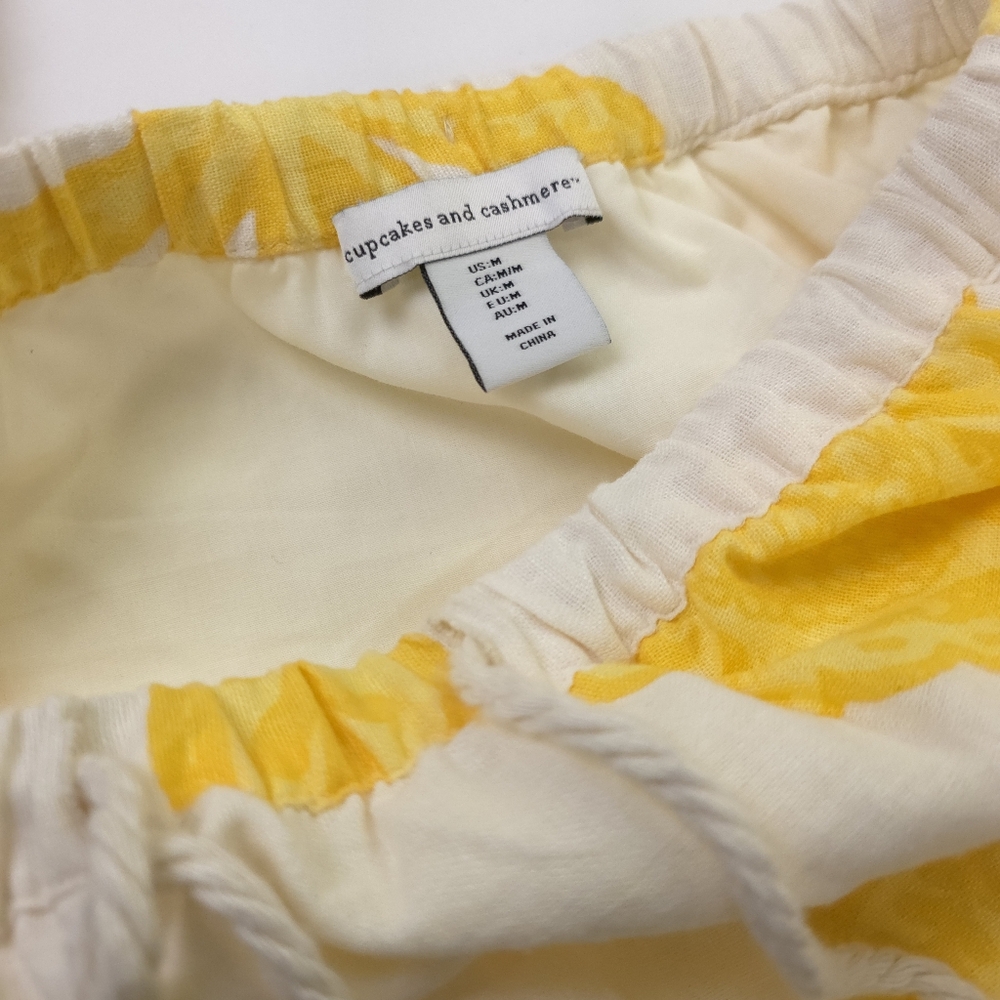 Carshmere & Cupcakes Yellow Cream Floral Tiered Skirt - Size M - Picture 5 of 13